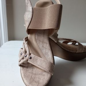 Wedge sandals size 7 (37) for women